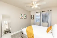 Golf and Backyard Getaway Hotels near Mesa Gateway Airport