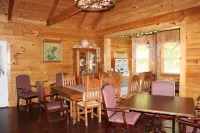 Relaxing Country Cabin. Near Lake Hudson.