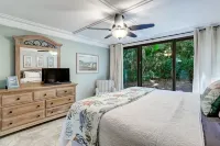 BEACH,OCEAN FRONT, Amelia Island FL, 2BR/2BTH ,SEE WAVES CRASHING, PET APPROVAL