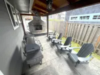 Sea La Vie - Just one block to beach and close walk to downtown!