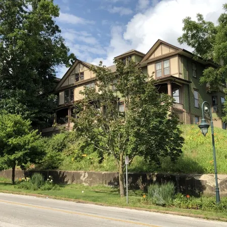 Restored 1906 3-Bedroom Townhouse Overlooking the Mississippi River Unit #1.