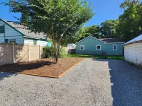 Midtown Haven- RV and Boat parking!