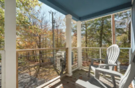 Cozy 1-Bedroom Tiny Home 1/2 Mile from Marina and Boat Ramp #405! Hotels in Jamestown