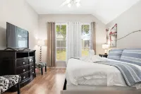 Fully Remodeled 3 bedroom 2 Bath Home Hotels near St. John Lutheran Church