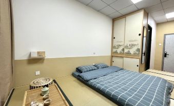 Yixiu Tatami Apartment (Yinchuan West Road)