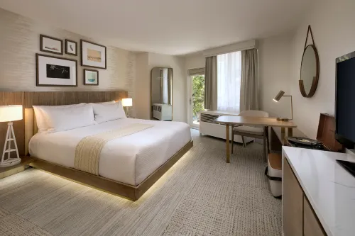 The Belamar Hotel Manhattan Beach, Tapestry Collection by Hilton