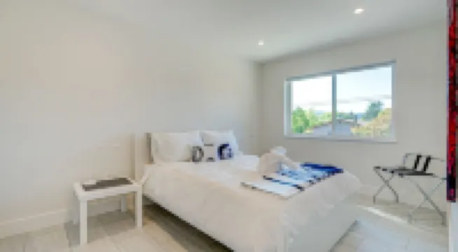 Beautiful modern home near Sonoma, Calistoga & wineries