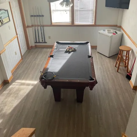 5 BR OBX Beach House in Corolla, NC - 8 Minute Walk to the Beach & Pet Friendly