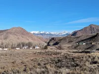 Starry Night Cabin 1-Bedroom with Loft and Mountain Views on US 93