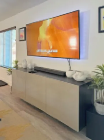 Modern Retreat with free EV Charging, Games & Fire Pit