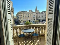 Stylish, modern apartment in the historic city centre of Montpellier.
