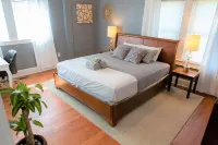Historic & Elegant B-Town Bungalow