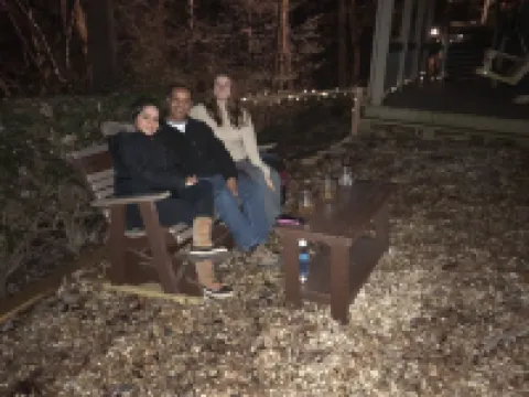 American Indian Decorated Log Cabin On Toccoa River Awaits Your Arrival!