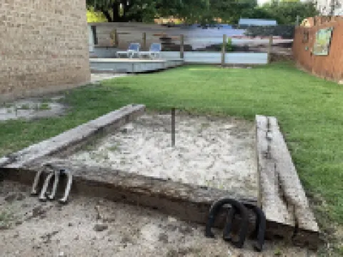 2 Bed ,2 bath private home with hotub & fire pit FortWorth,TCU,Stockyards,Rodeo