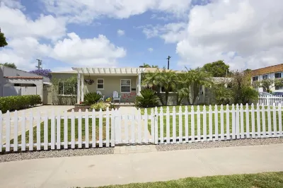 Fantastic North Pacific Beach Cottage LAST MINUTE DEALS AVAILABLE!!!! Hotels near Balboa Candy