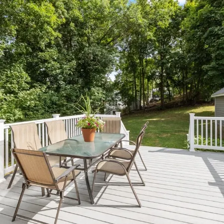 Spacious 7-Room House Near Boston & Salem with Yard and Parking
