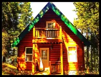 Stunning Views from Custom Cle Elum Cabin! Breweries, Hiking, Fishing, and More!