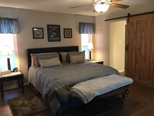 Fully Furnished 3/2 with pool for 30+ day stays in Arlington Texas!