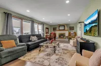 3- Bedroom Apartment at an Award Winning Winery