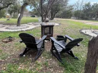 Rustic Elegance: Experience Comfort and Style in Our Chic Cabin