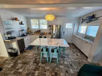 Frannys FUN Florida Cottage by the Beach Downtown Fort Walton Beach!
