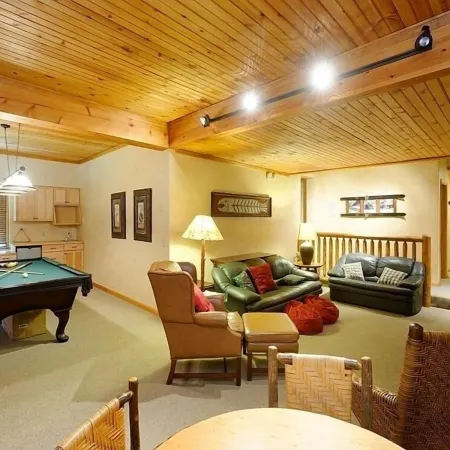 Aspen Riverhouse-Riverfront Family Vacation