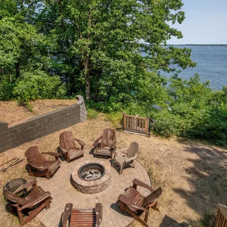 Spectacular Waterfront Gull Lake Cabin and Perfect Location Close to Everything