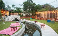 Villa Rone  - Spanish Garden Vibe in Puncak Hotels in South Tugu