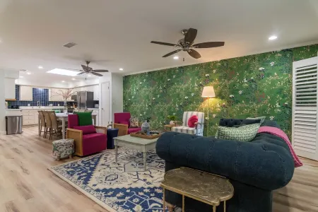 Perfect blend of style and serenity in this 3-br, 2-bath bungalow guest house.