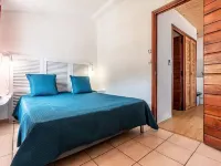 Résidence Punta Paliagi Hotels in Calcatoggio