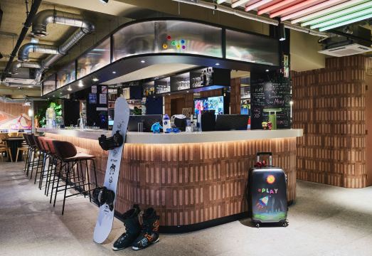 목시 안시 로비