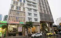 Toan Thang Beach Hotel - 100m to the Beach