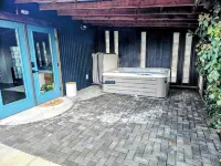 Beautiful and unique 1 bedroom home close to downtown with hot tub!