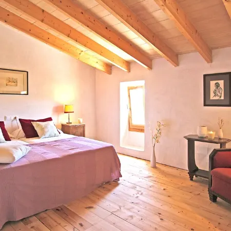 Historic finca, pool, rustic kitchen, tranquillity, close to the beach