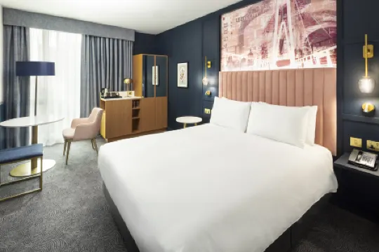 ดับเบิ้ลทรี บาย ฮิลตัน ลีดส์ ซิตี้ เซ็นเตอร์