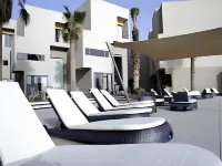The Sea Loft Boutique Chalets Hotel di Block 257