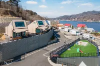 Gapyeong Violin Glamping N Caravan Hotels in Gapyeong-gun