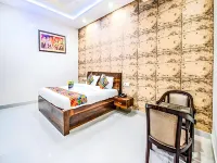 Fabhotel Elysian Grand酒店 鄰近Ambedkar Park (ambedkar nagar shivpura Banthara 226401)的酒店