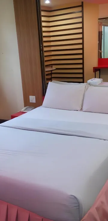 ห้องสแตนดาร์ด เตียงใหญ่ 1 เตียง