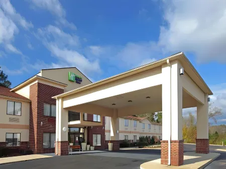 Holiday Inn Express & Suites Camden by IHG Отели в г. Камден