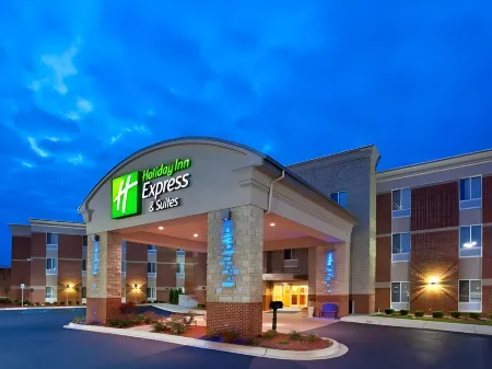 Holiday Inn Express & Suites Auburn Hills