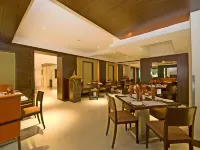Shantai Hotel โรงแรมใกล้ชานิวาร์วาดาซาว์นแอนด์ไลท์โชว์