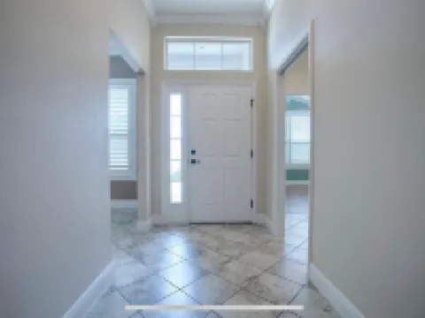 Upgraded 3:2 House in Amelia mins to Sumter Landing, golf & pool. New rental.