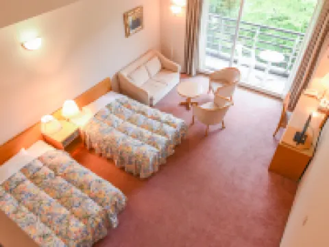 Higashiyama Onsen Maple Plaza Hotels in Shiso