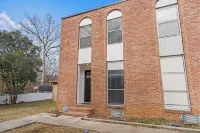 Modern Townhome w/ Balcony • Walk to FUSE Stadium