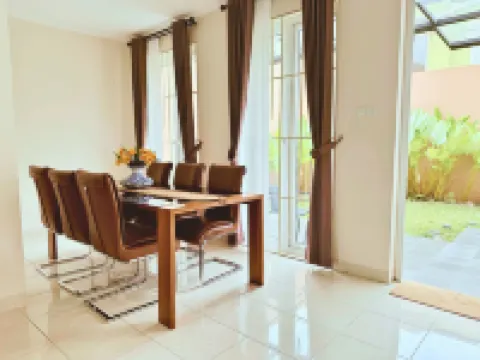 Blessimore SpringHill 4Br فنادق في 