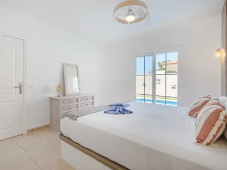 Mila Moon Отели в г. Кальяо Сальвахе