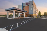 Hampton Inn & Suites by Hilton Bakersfield Central