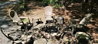 Misty Mountain Hideaway · Privacy and Luxury Combined! Hotels near Stovall Mill Covered Bridge