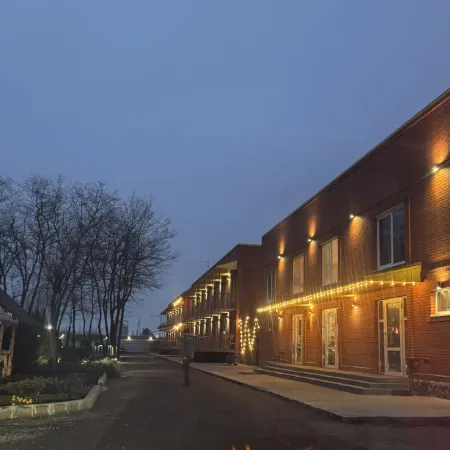 Evraziya Park Mini-Hotel Отели в г. Батайск
